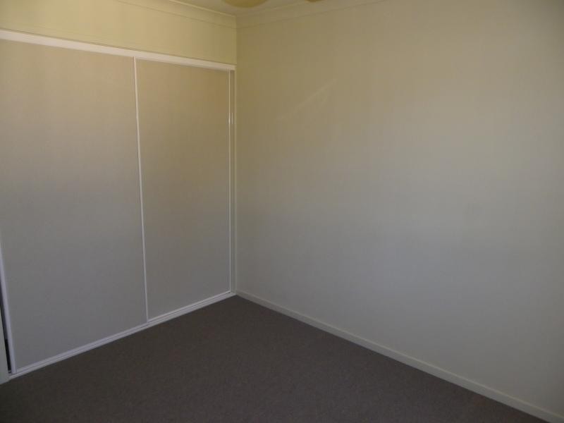 10 wallace, Apple Tree Creek QLD 4660