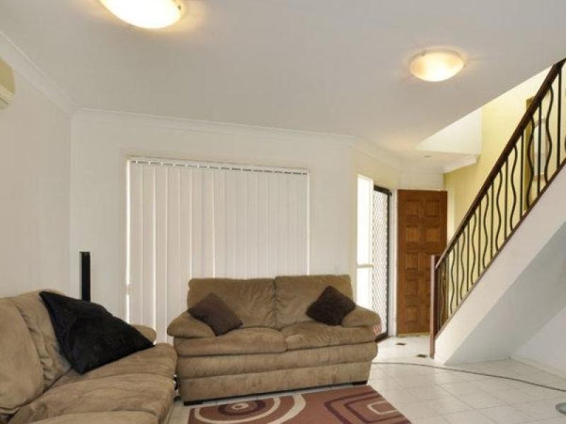 2214 Gold Coast Highway, Mermaid Waters QLD 4218