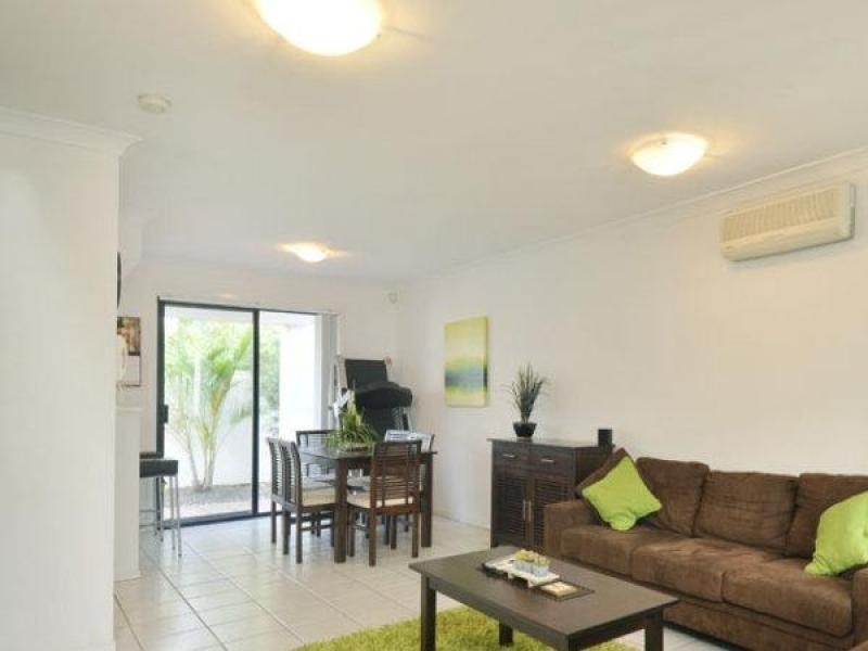 2214 Gold Coast Highway, Mermaid Beach QLD 4218