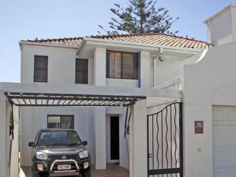 2214 GOLD COAST HIGHWAY, Mermaid Beach QLD 4218