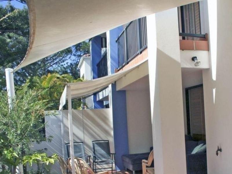 2214 GOLD COAST HIGHWAY, Mermaid Beach QLD 4218