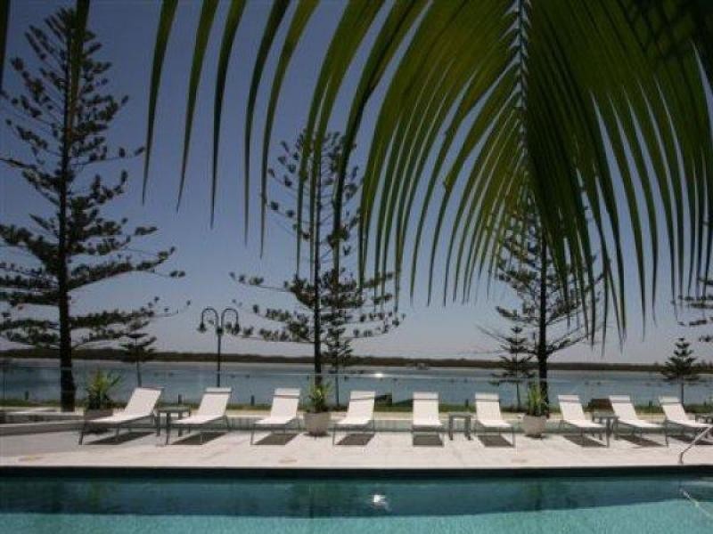 Biggera Waters QLD 4216