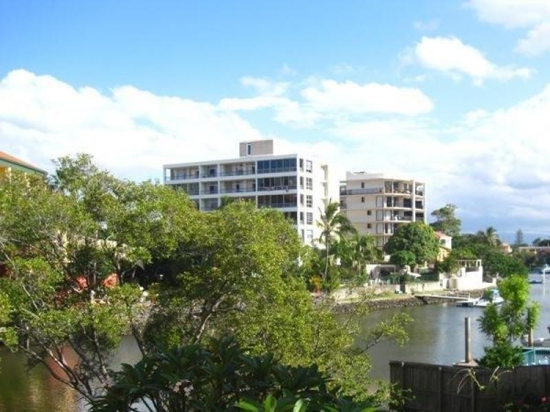 2/59A Peninsular Drive, Surfers Paradise QLD 4217