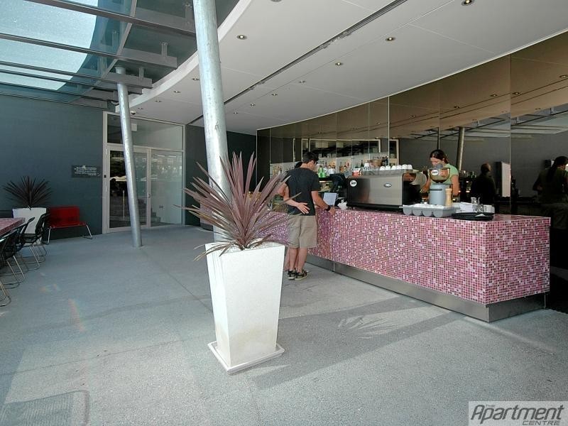 9 Q1 Hamilton Avenue, Surfers Paradise QLD 4217