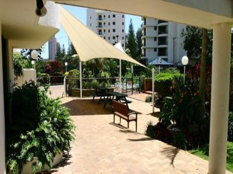 7 OCEAN ROYALE/4 BRITANNIA AVENUE, Broadbeach QLD 4218