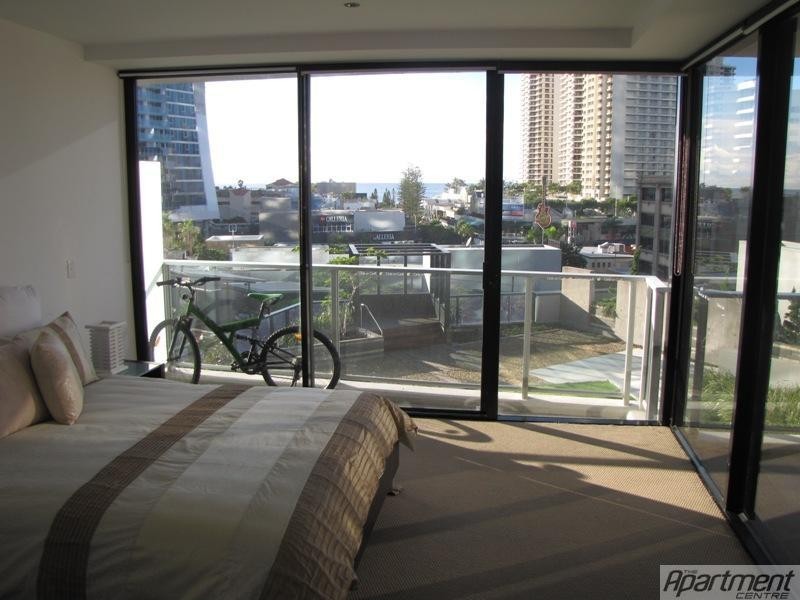 6/3184 Surfers Paradise Boulevard, Surfers Paradise QLD 4217