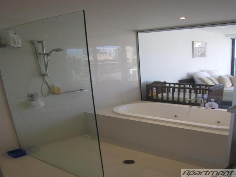 6/3184 Surfers Paradise Boulevard, Surfers Paradise QLD 4217