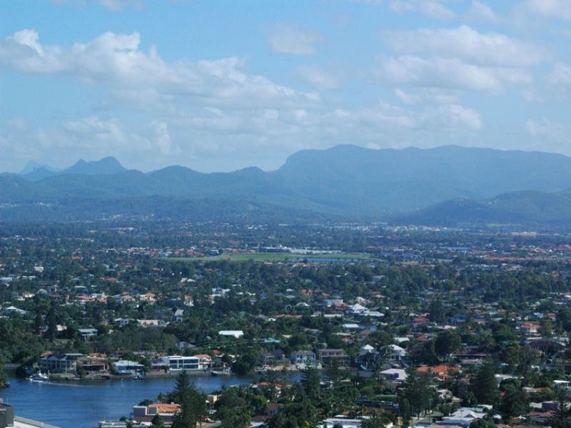 35F/5 Peninsula – Clifford Street, Surfers Paradise QLD 4217