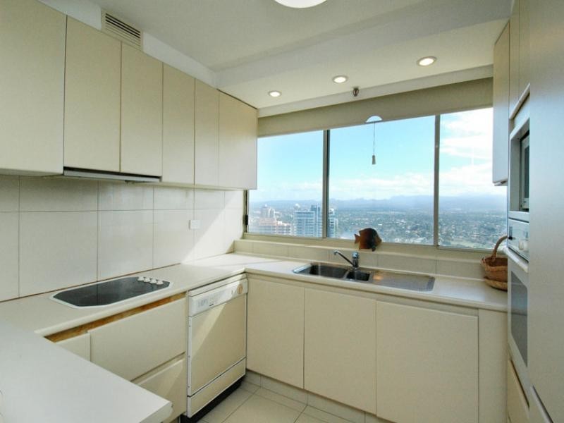 35F/5 Peninsula – Clifford Street, Surfers Paradise QLD 4217