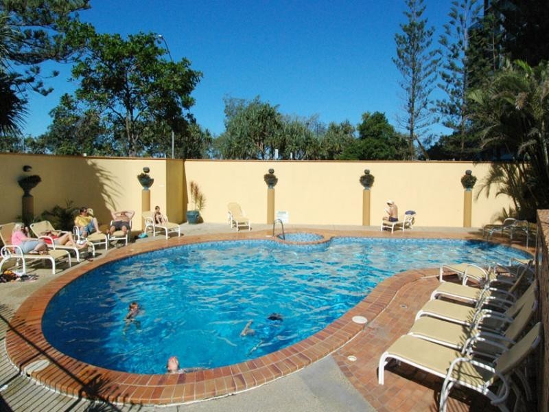 35F/5 Peninsula – Clifford Street, Surfers Paradise QLD 4217