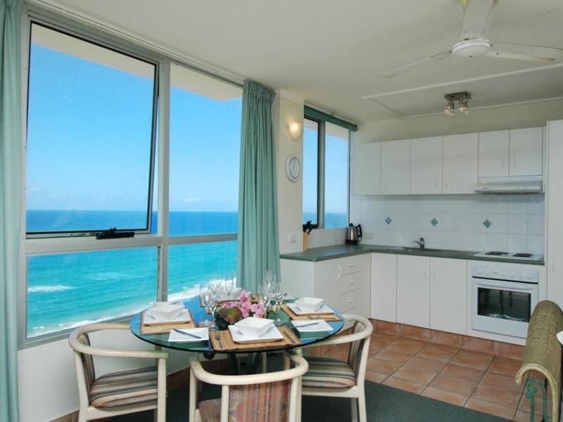 1701/44 The Esplanade – Chateau Beachside, Surfers Paradise QLD 4217