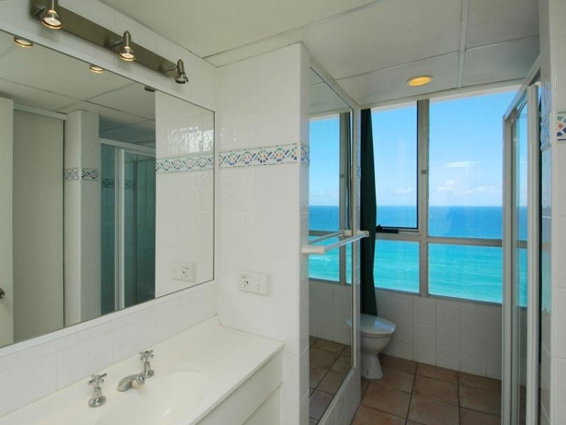1701/44 The Esplanade – Chateau Beachside, Surfers Paradise QLD 4217