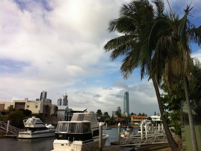 7 Vespa Crescent, Surfers Paradise QLD 4217