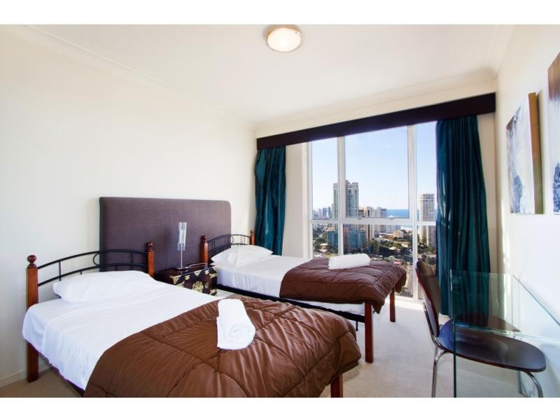 25/23 Ferny Avenue, Chevron Renaissance, Surfers Paradise QLD 4217