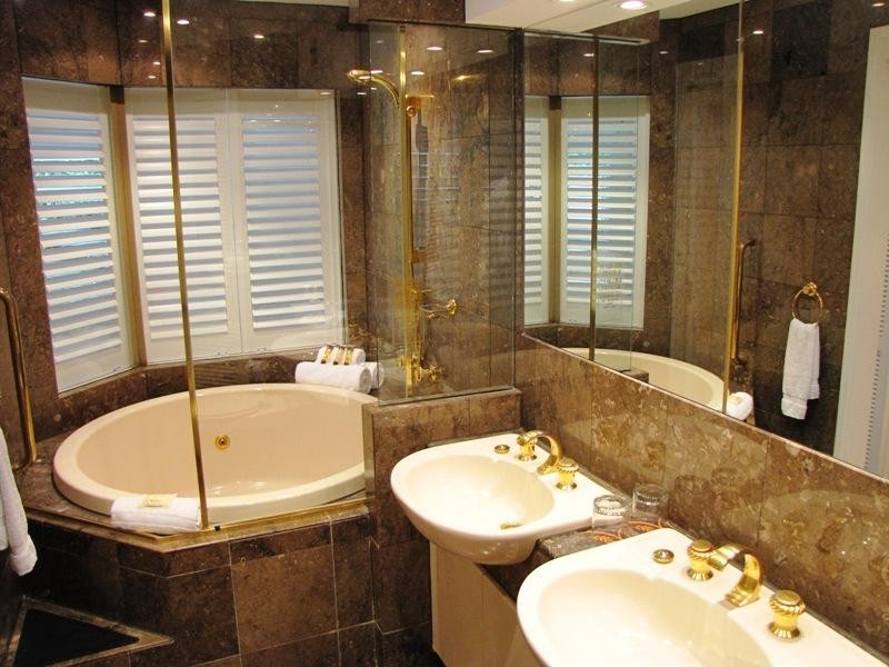 7/150 Pacific Mirage Sheraton – Seaworld Drive, Main Beach QLD 4217