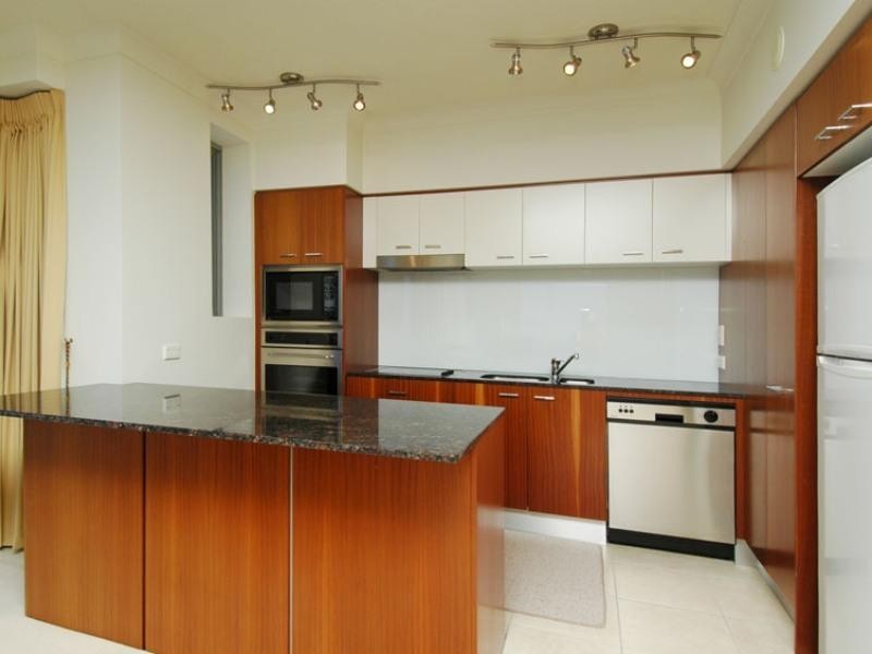 31/23 Chevron Renaissance – Ferny Avenue, Surfers Paradise QLD 4217