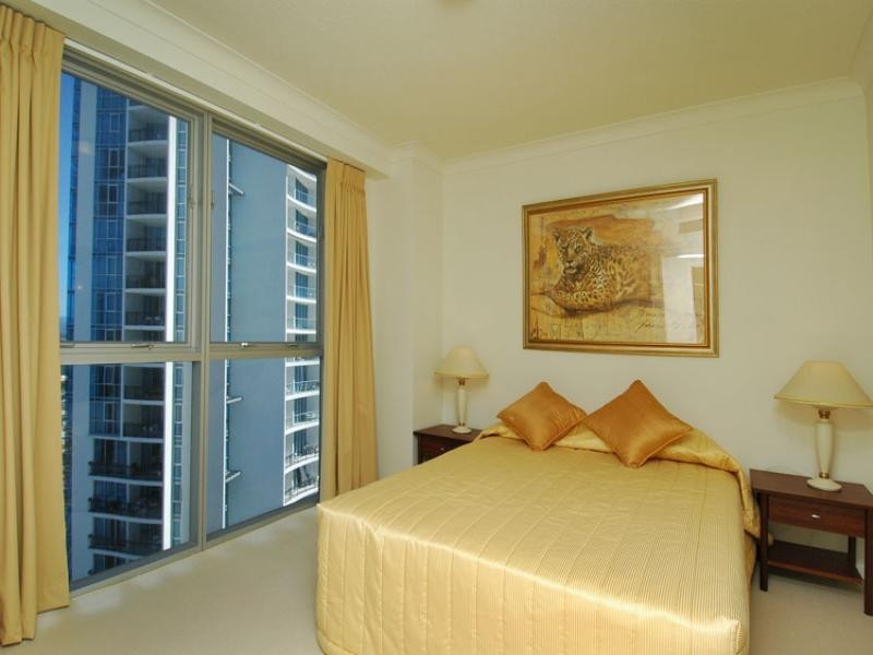 31/23 Chevron Renaissance – Ferny Avenue, Surfers Paradise QLD 4217