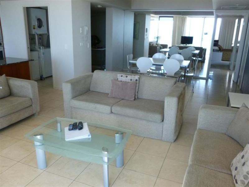 3342/23 Ferny Avenue, Surfers Paradise QLD 4217