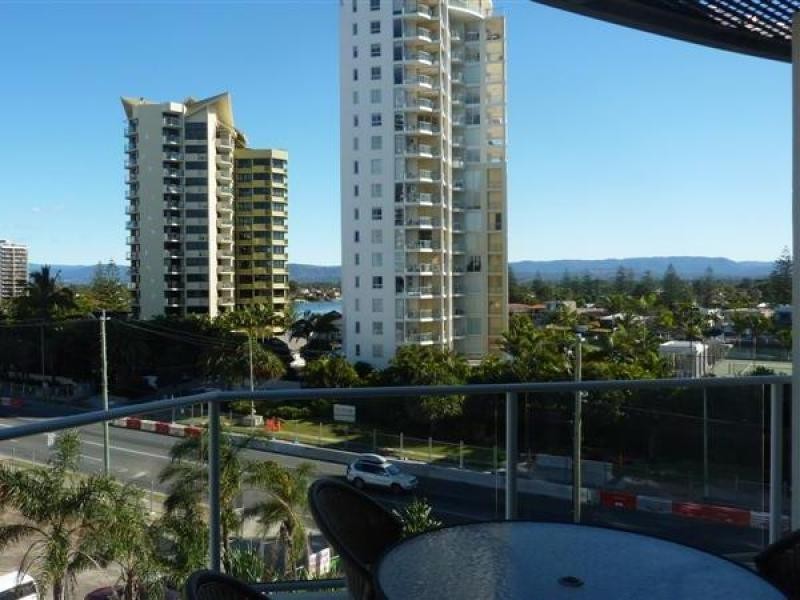 409/18 Fern Street, Surfers Paradise QLD 4217