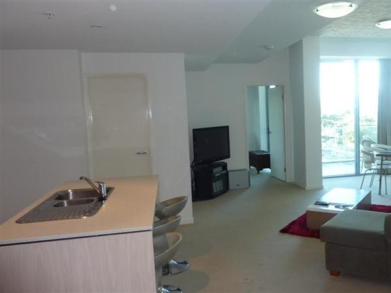 409/18 Fern Street, Surfers Paradise QLD 4217