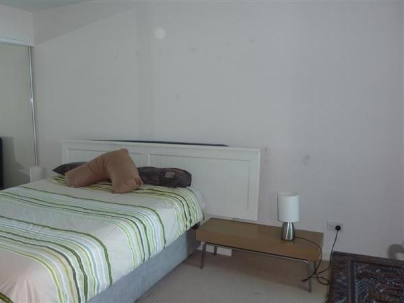 409/18 Fern Street, Surfers Paradise QLD 4217