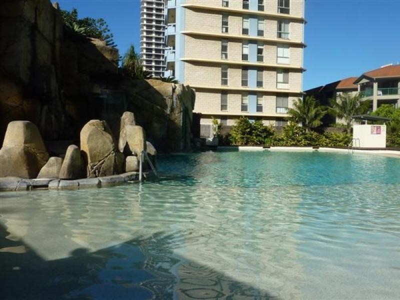 409/18 Fern Street, Surfers Paradise QLD 4217