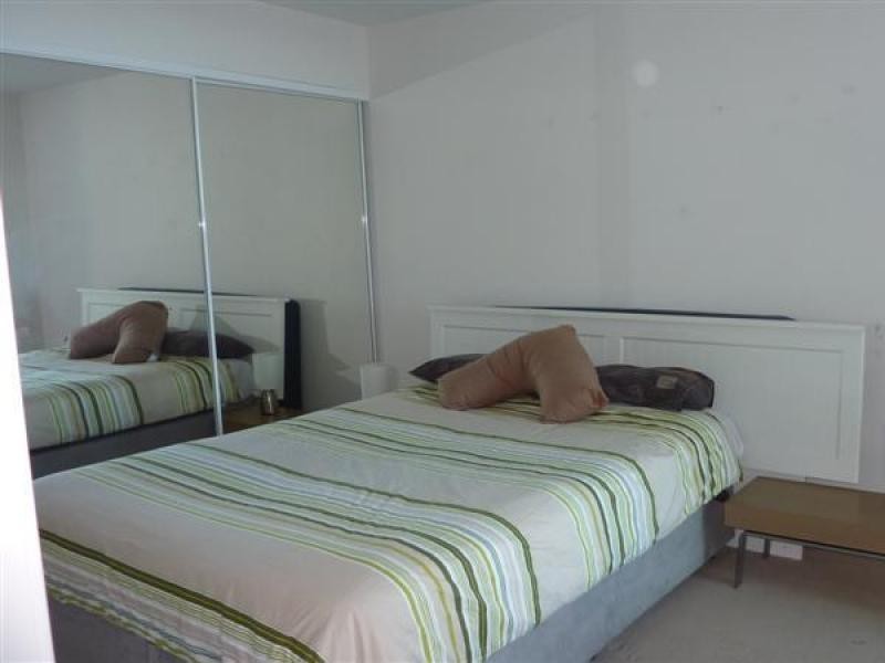 409/18 Fern Street, Surfers Paradise QLD 4217