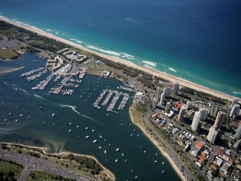 7/100 Seaworld Drive, Main Beach QLD 4217