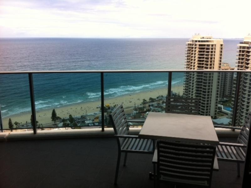 25/3113 Hilton Surfers Paradise Boulevard, Surfers Paradise QLD 4217