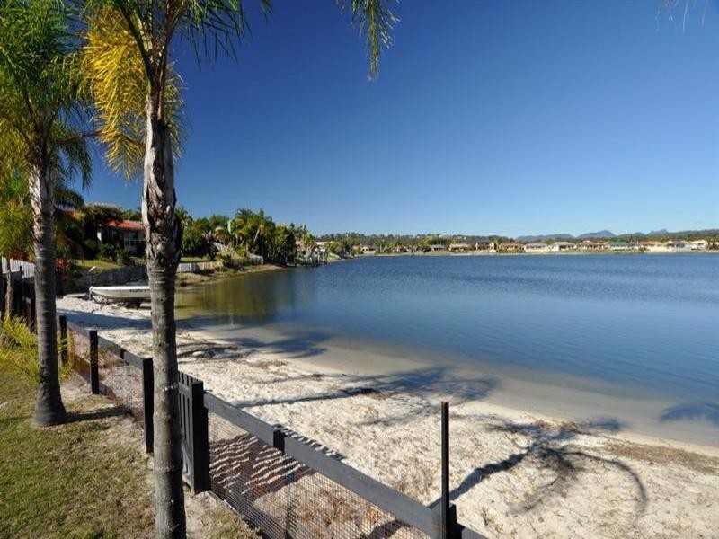 Auk Avenue, Burleigh Waters QLD 4220