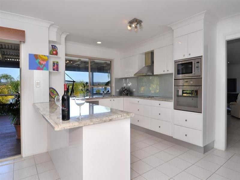 Auk Avenue, Burleigh Waters QLD 4220