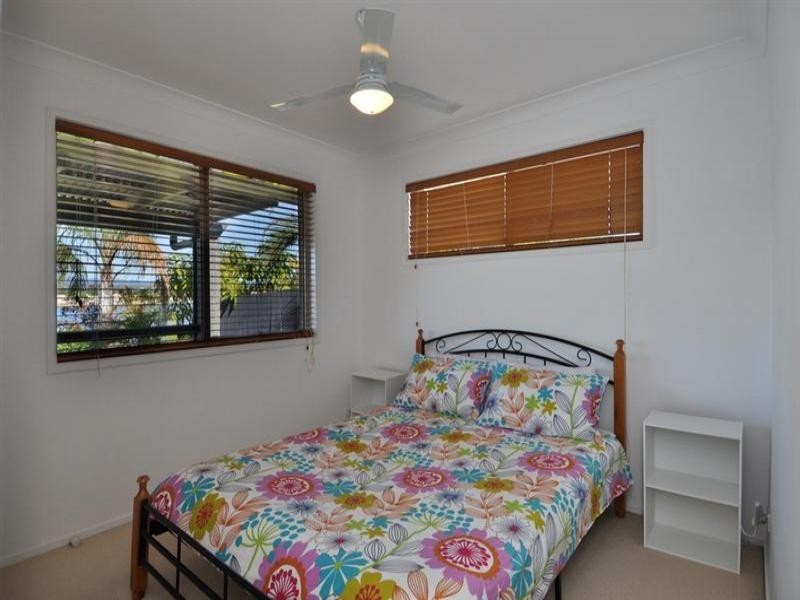 Auk Avenue, Burleigh Waters QLD 4220