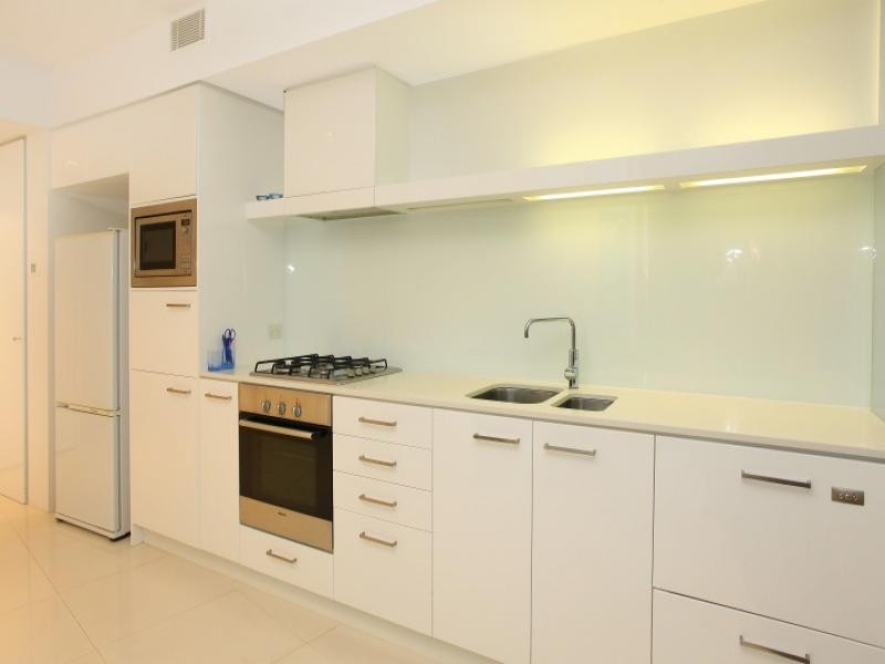 9 Hamilton Avenue – Q1, Surfers Paradise QLD 4217