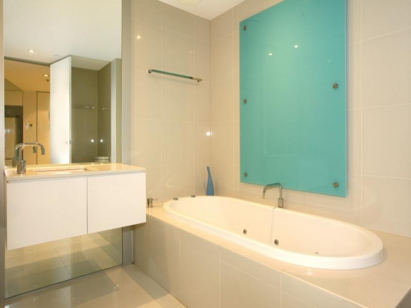9 Hamilton Avenue – Q1, Surfers Paradise QLD 4217