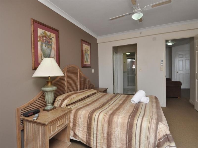 244/14 View Avenue, Surfers Paradise QLD 4217