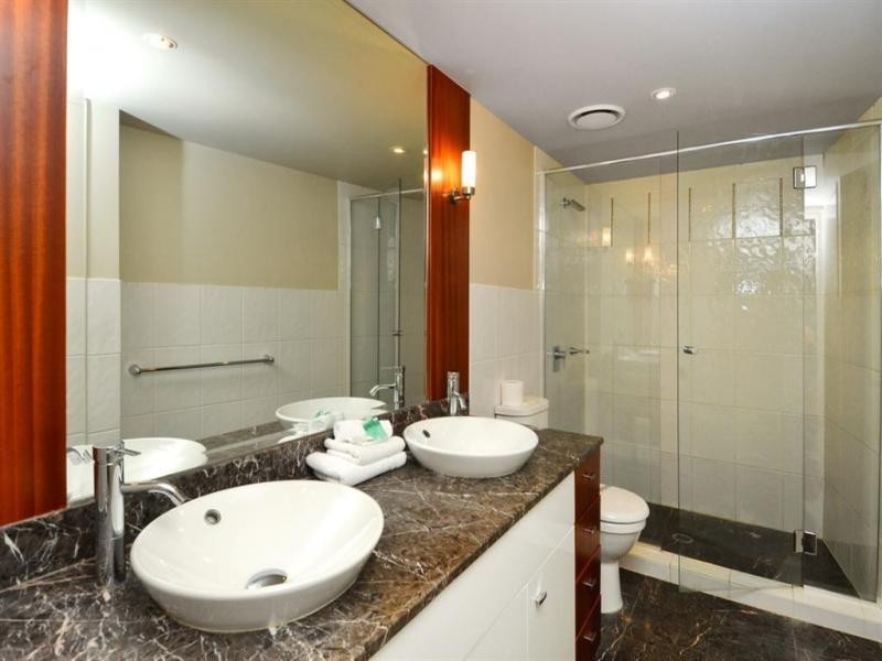 25/23 Chevron Renaissance North – Ferny Avenue, Surfers Paradise QLD 4217
