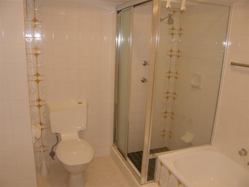 12a/2 Condor – Riverview Parade, Surfers Paradise QLD 4217
