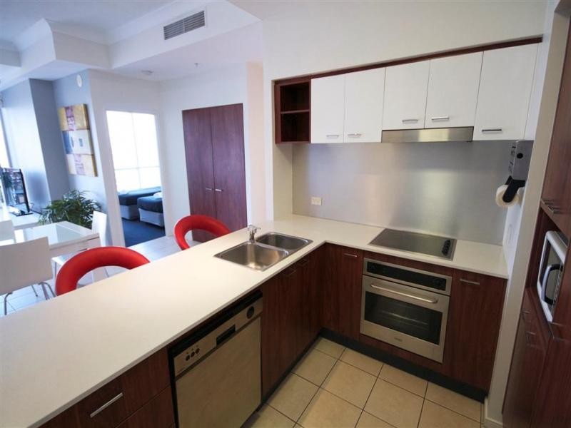 2114/23 Ferny Ave – Chevron Renaissance, Surfers Paradise QLD 4217