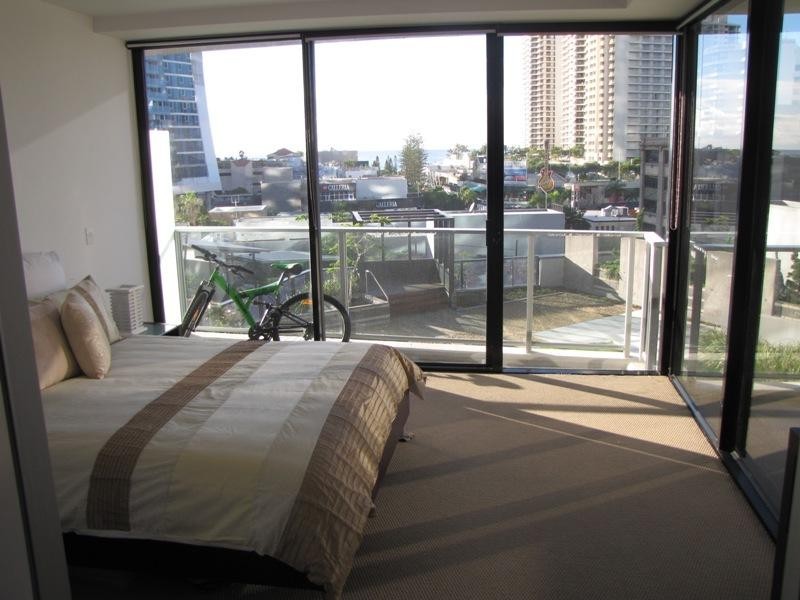 1064/9 Circle – Ferny Avenue, Surfers Paradise QLD 4217