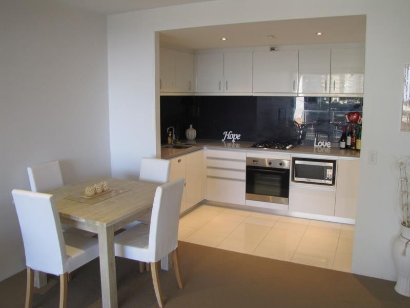 1064/9 Circle – Ferny Avenue, Surfers Paradise QLD 4217