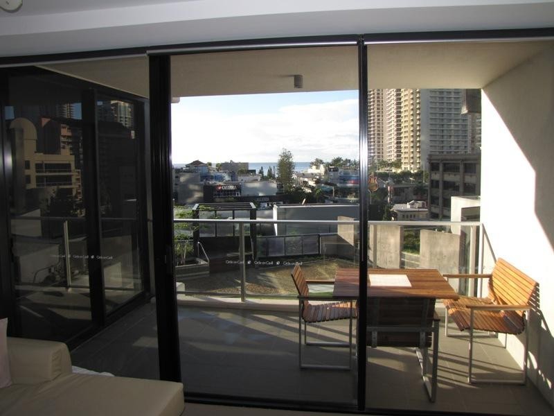 1064/9 Circle – Ferny Avenue, Surfers Paradise QLD 4217