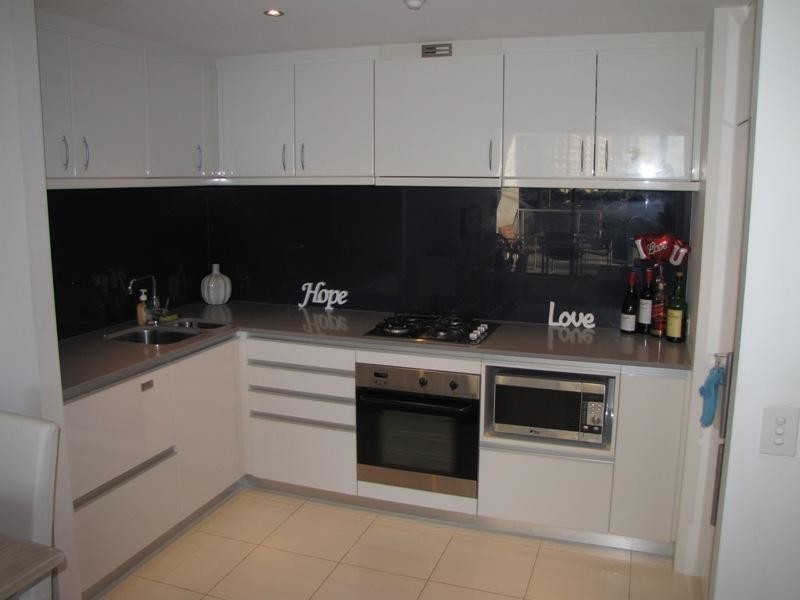 1064/9 Circle – Ferny Avenue, Surfers Paradise QLD 4217