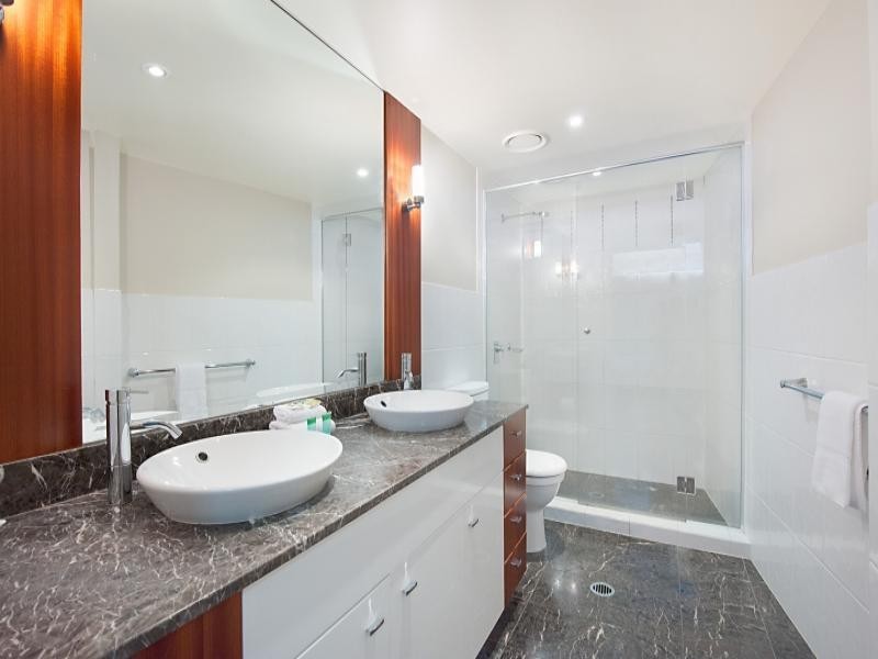 2253/23 Chevron Renaissance – Ferny Avenue, Surfers Paradise QLD 4217