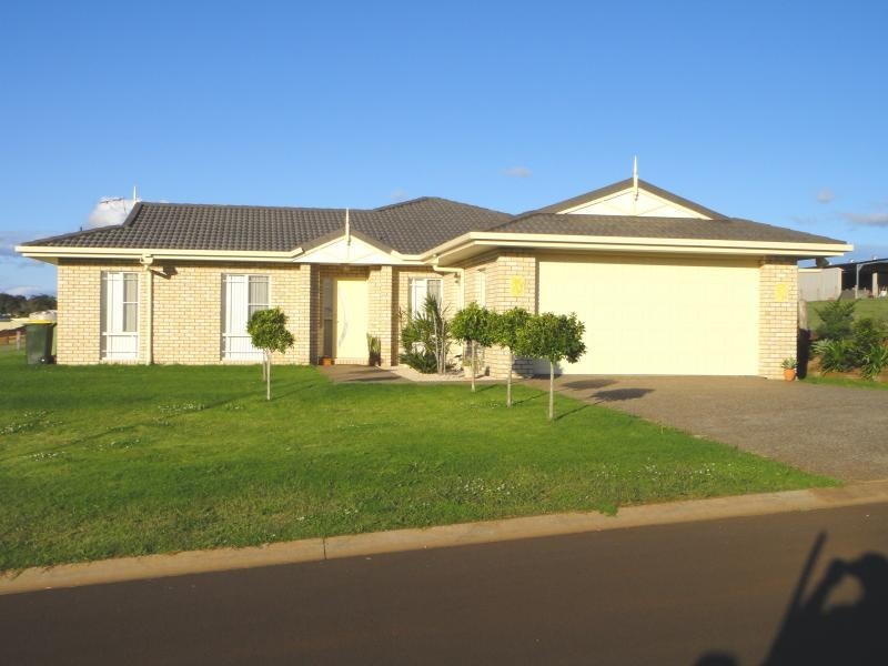 130 Harch Road, Highfields QLD 4352