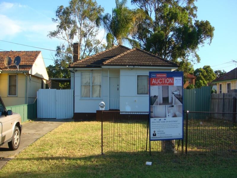 77 Alcoomie Street, Villawood NSW 2163
