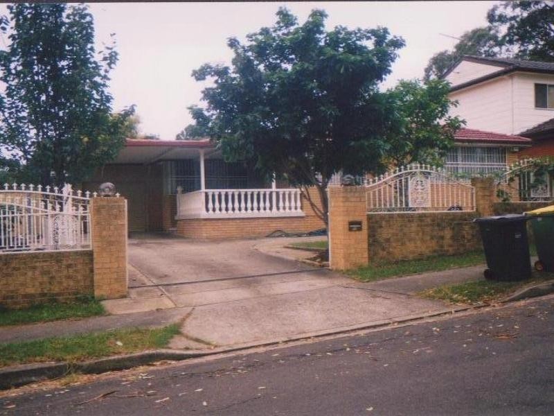 Fairfield West NSW 2165