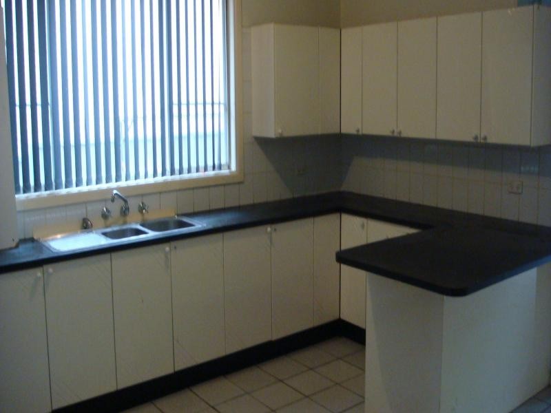 4 MORRIS ST, Smithfield NSW 2164