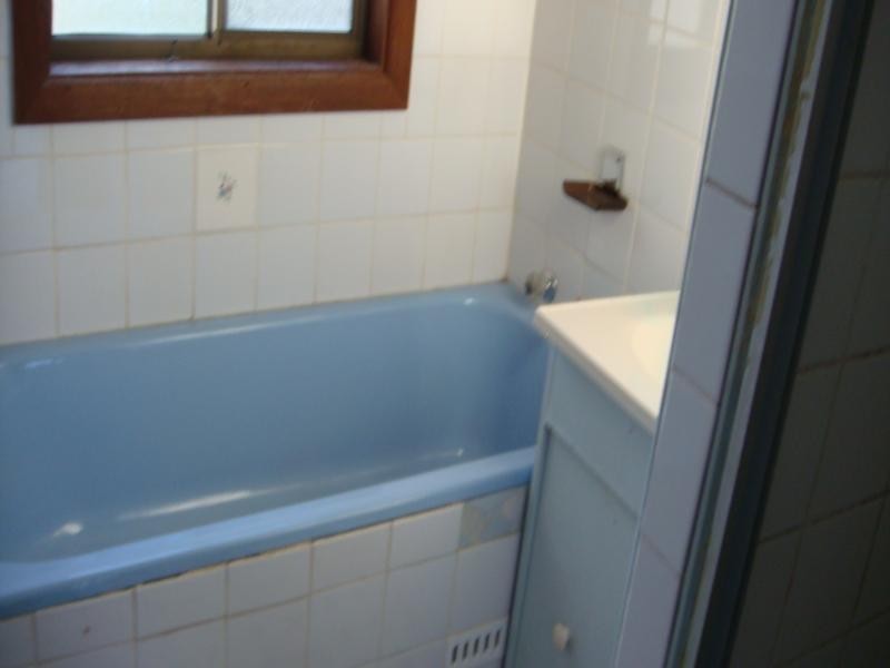 4 crosby, Fairfield NSW 2165