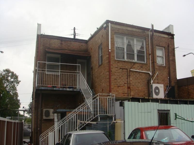 1/111 railway, Canley Vale NSW 2166