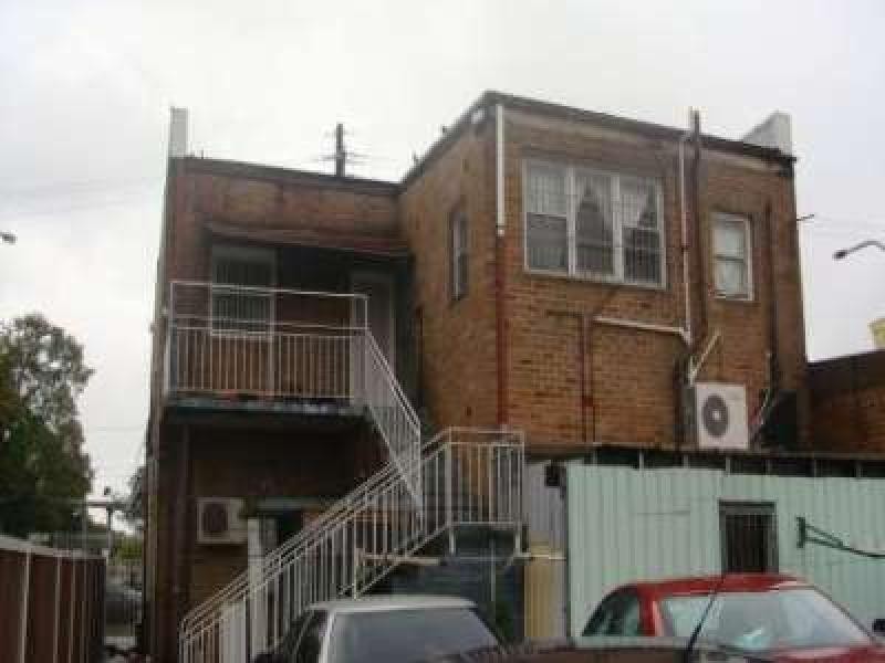 2/111 Railway parade, Canley Vale NSW 2166